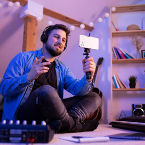 The Blueprint to Becoming a Successful YouTuber: Hit 10K Subscribers and Start Earning